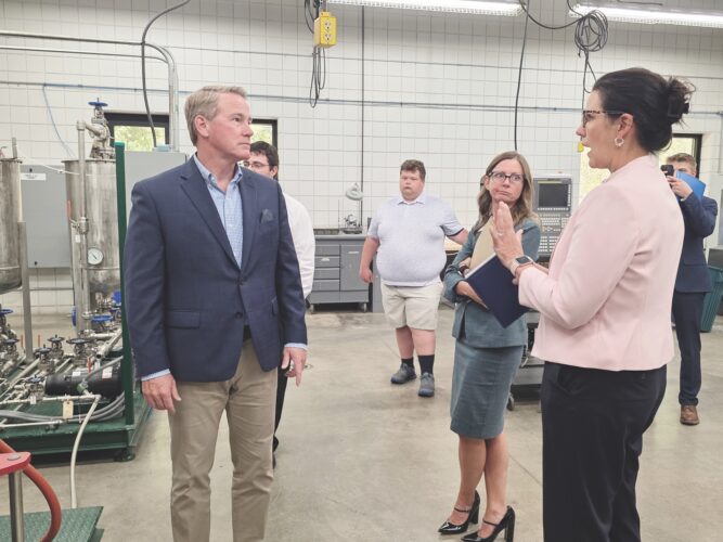Financial aid: Husted touts Pell Grant change at Washington State College of Ohio
